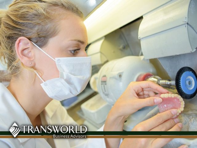 Dental Lab specializing in Dentures and Partials