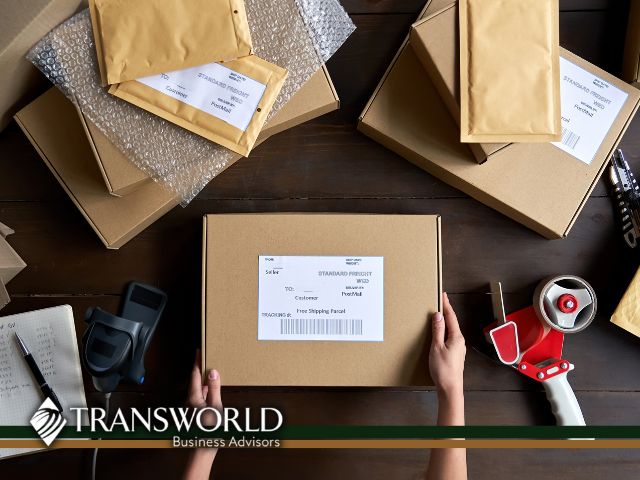 Brand new pack and ship center in eastern Polk County for Sale